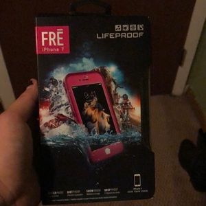 NEW LifeProof Case iPhone 7